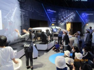 5nissann11.jpg