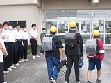 R8shouchuai1.jpg