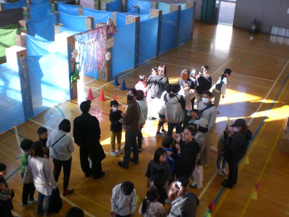 R7�_���{�[�����H�Q