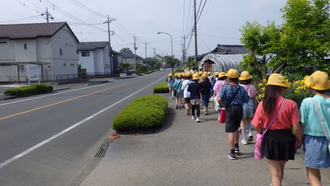 R7�s������P