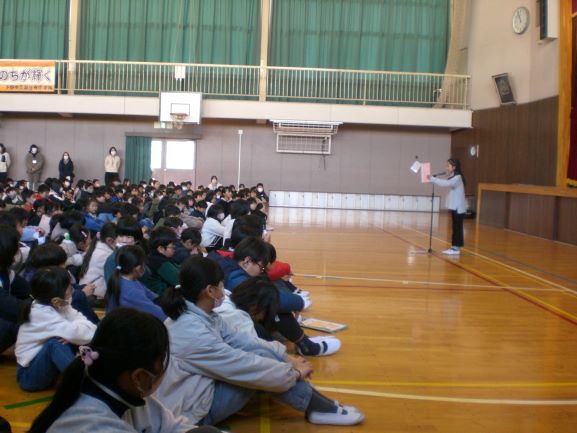 R7���Ƃ��j����P