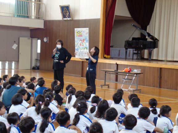 R7�l���̉ԑ��掮�P