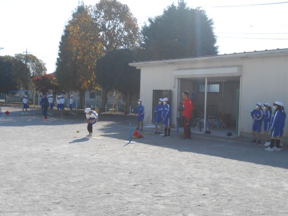 R7����������Q