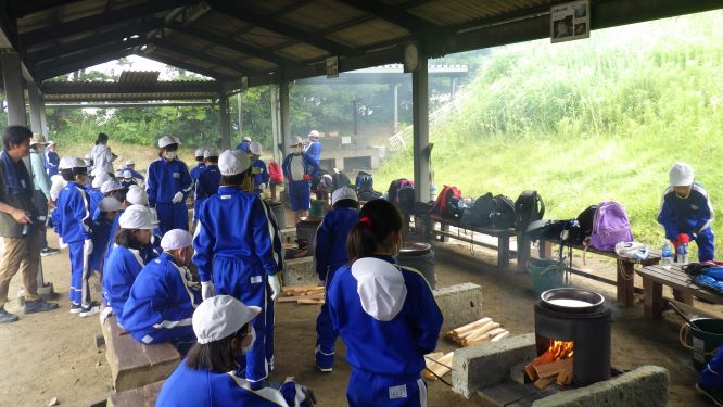 R7�ՊC���R�����R