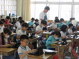 R70528typing5.jpg