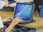 R80904tablet3.jpg