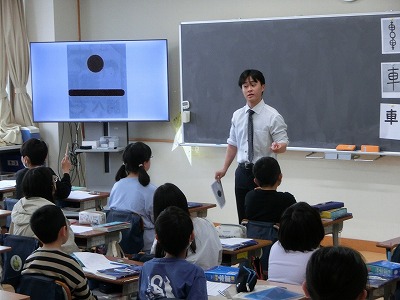 R7jyugyo7.jpg