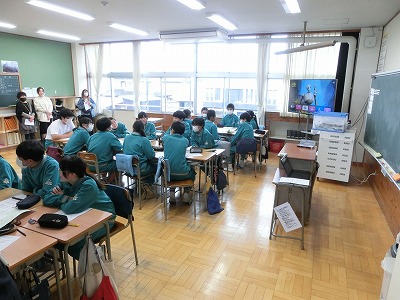 R7jyugyo9.jpg