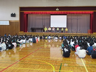 R7mukaerukai7.jpg