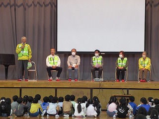 R7mukaerukai8.jpg