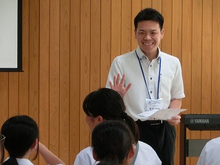R8datedv4.jpg