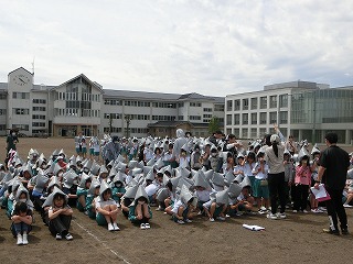 R8hinan13.jpg