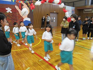 R8mukaeukai2.jpg